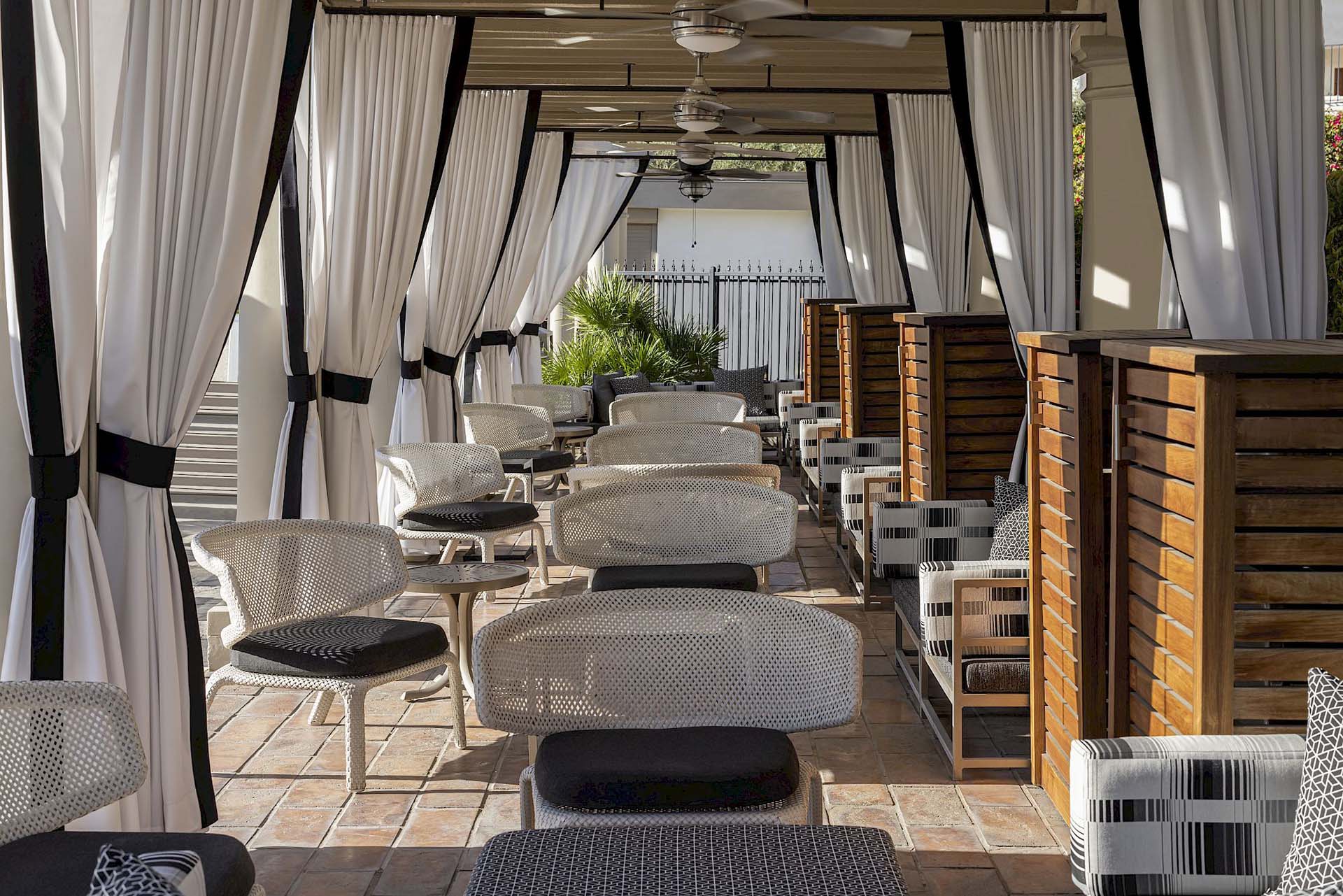 Miramonte Resort outdoor dining